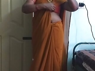 desi indian horny tamil telugu kannada malayalam hindi cheating wife wearing saree vanitha showing big boobs added to shaved pussy press firm boobs press nip scraping pussy masturbation